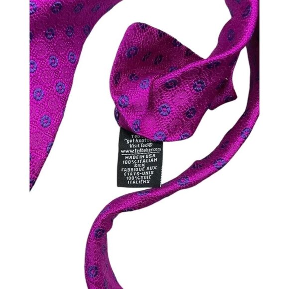 TED BAKER Silk Tie USA Pink Geometric W:3" EUC - Picture 3 of 4